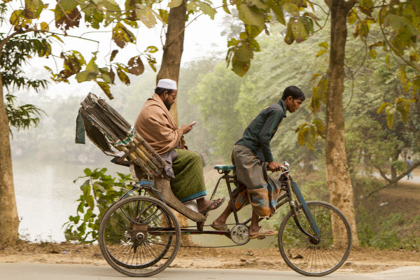 Trasporto in una zona rurale del Bangladesh