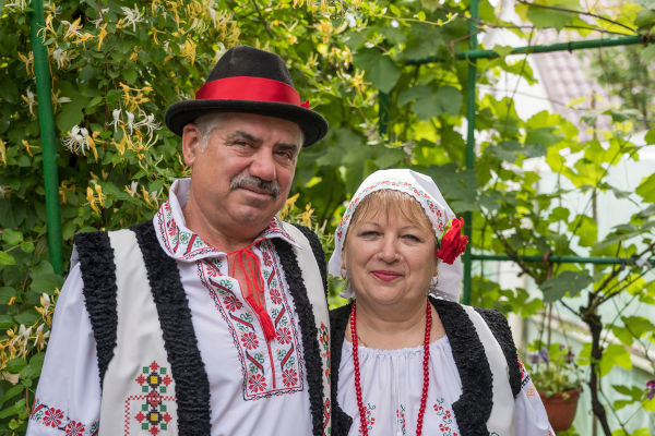 Abbigliamento tradizionale moldavo