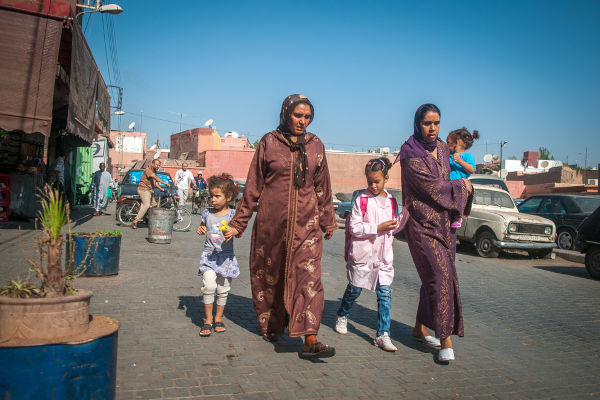 Donne marocchine in centro a Marrakech